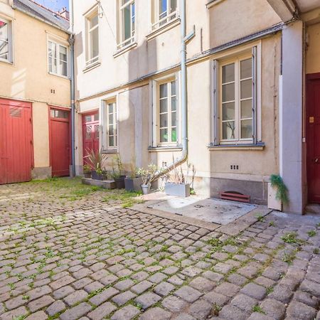 L'Escapade - Au Coeur Du Centre Historique Lägenhet Rennes Exteriör bild